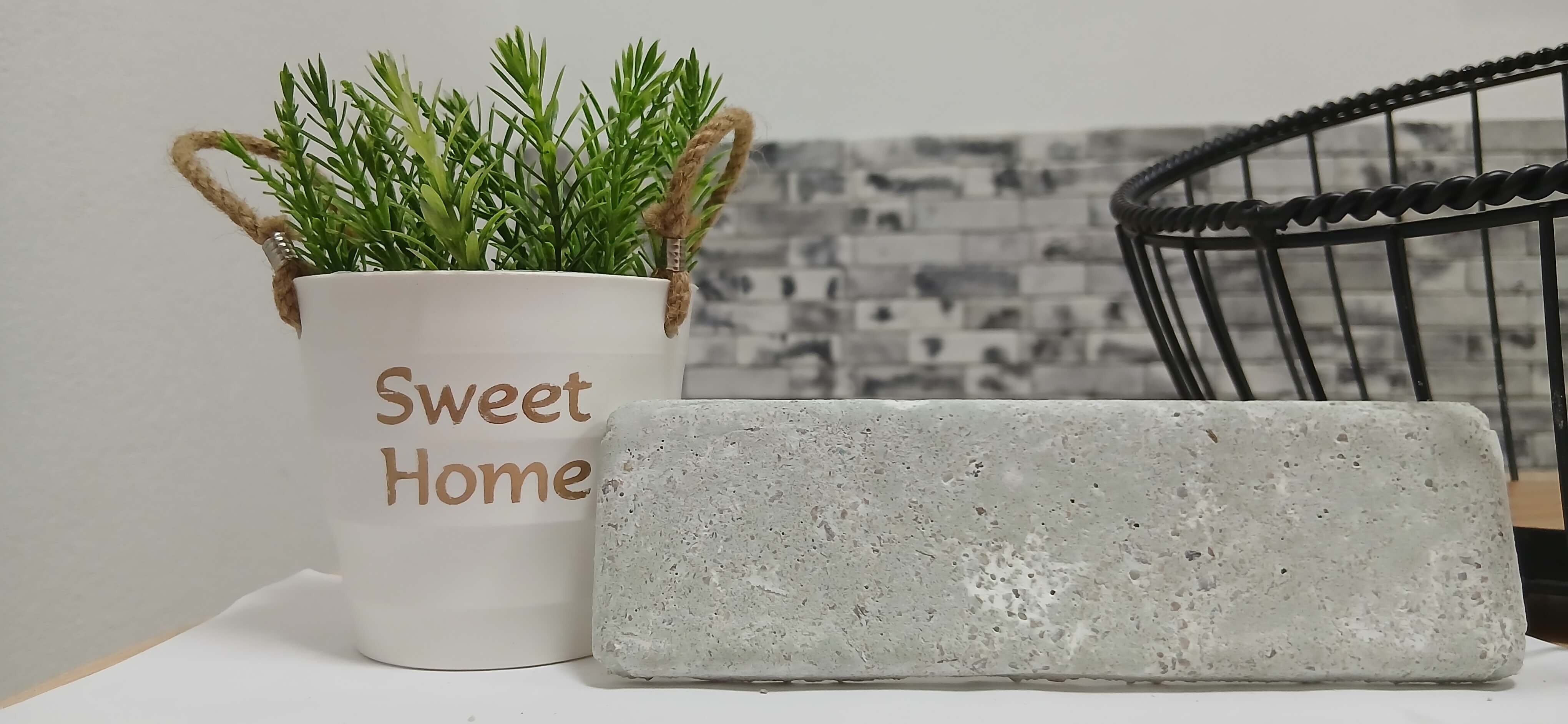 Menta Stone
